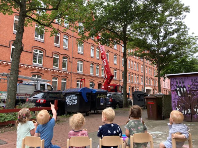 HgidL_fruehstueck vor der tuer